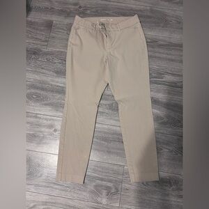 Old Navy High Rise Pixie Pants Size 12 Petite Never fade